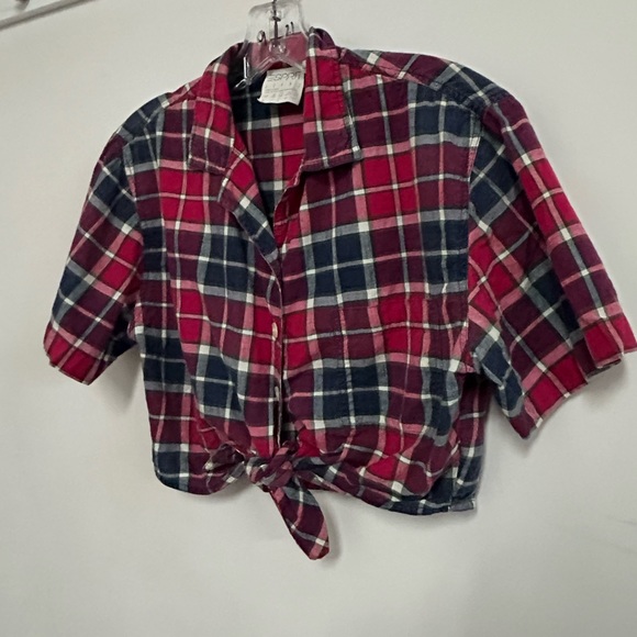 Vintage Daisy Duke Style Plaid Crop Shirt - Picture 4 of 8